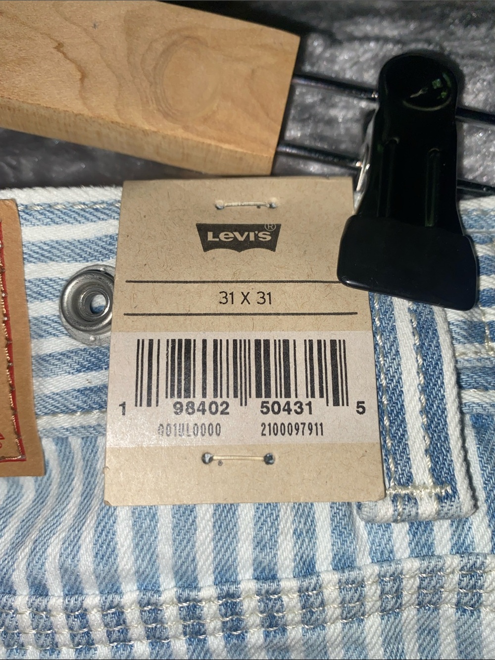 Levi's Cinch Baggy Blue & White Striped Wide-Leg Jeans - Picture 3 of 4